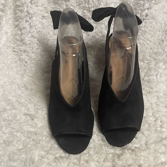 Torrid synthetic Black suede Peep-Toe sling back heels with bow accent SZ10W - Picture 1 of 11